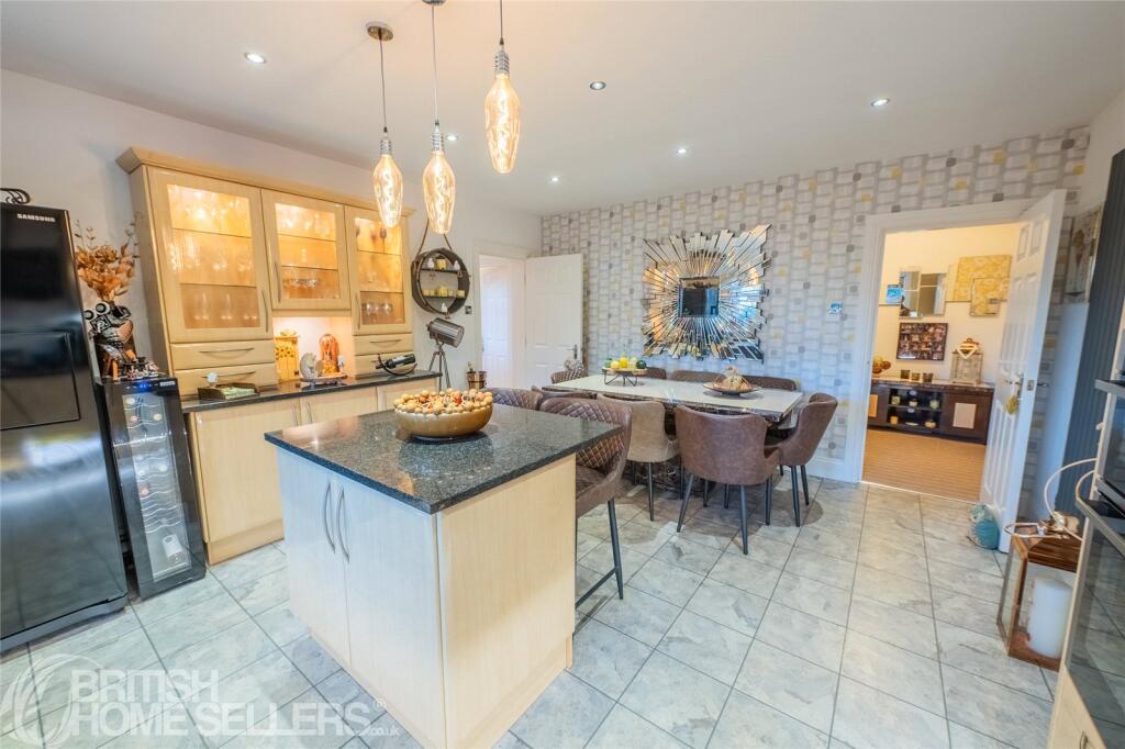 8 Dorset Road photo 2