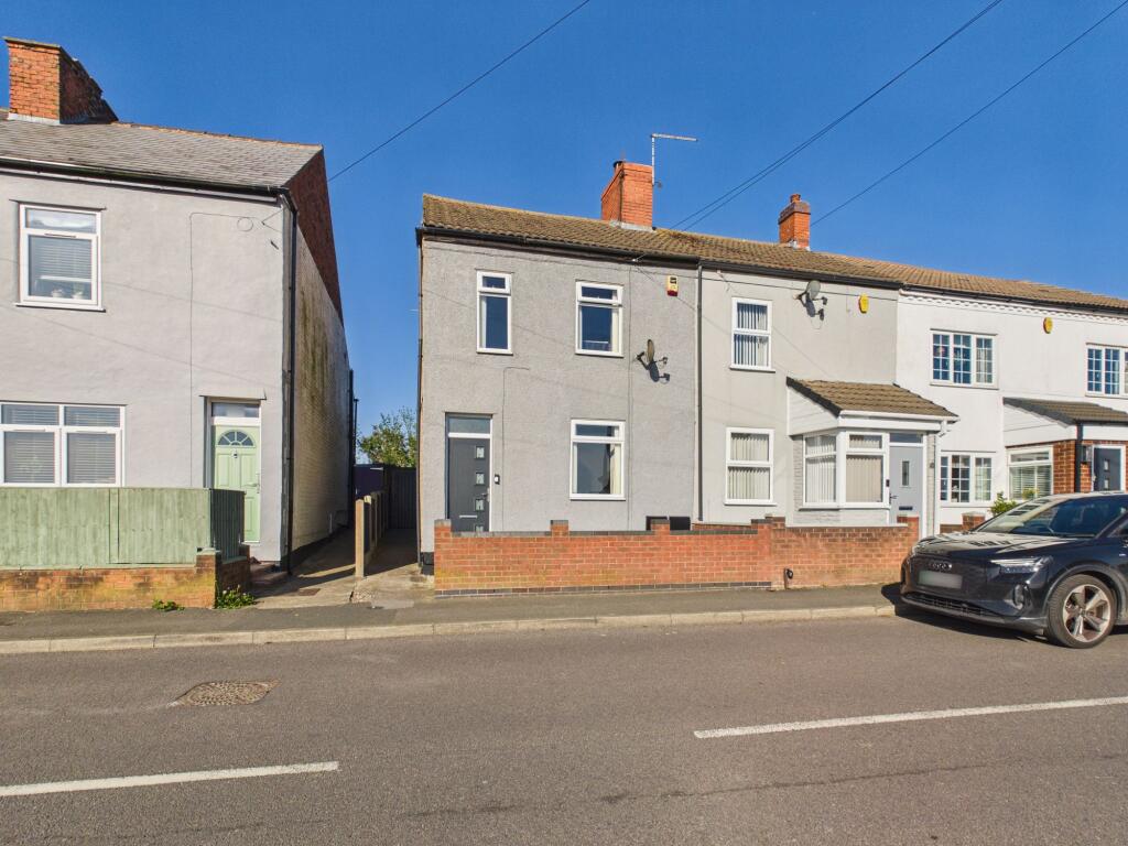 Main image of property: Chesterfield Road, Huthwaite, Nottinghamshire