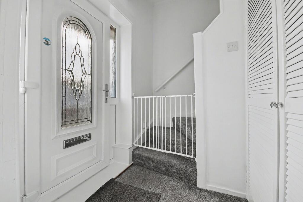 House in Port Glasgow, Inverclyde - More