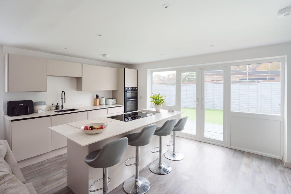 House in Brighton - View 2