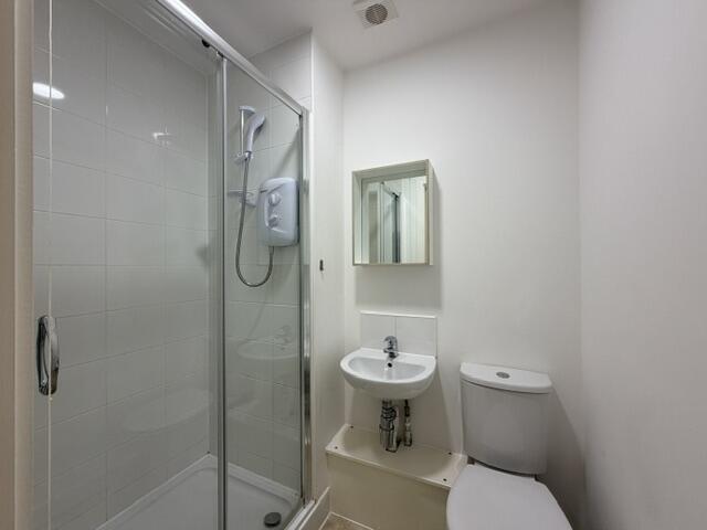 Apartment in Stoke-on-Trent - View 3