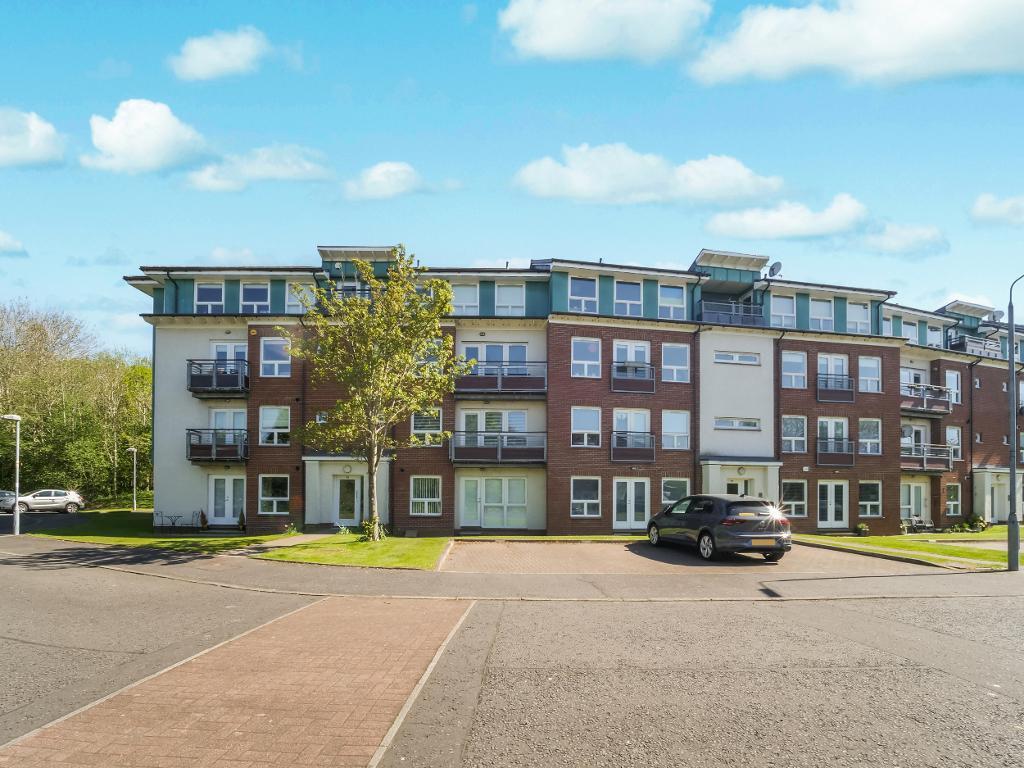 Main image of property: Strathblane Gardens, Anniesland, G13 1BX