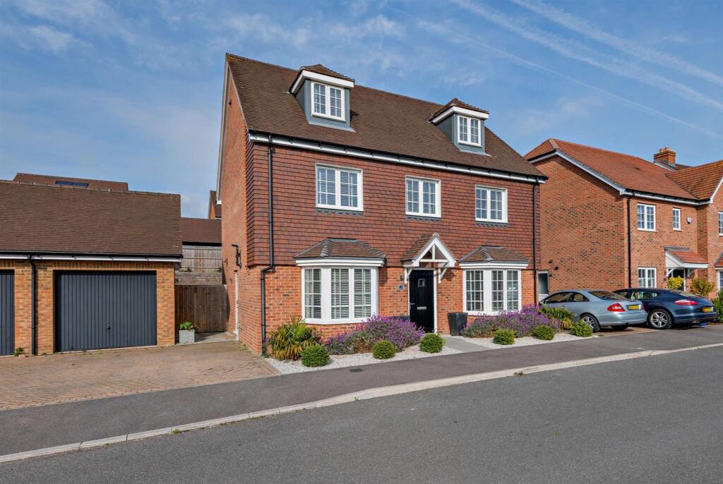 Main image of property: Barty Way, Thurnham, Maidstone