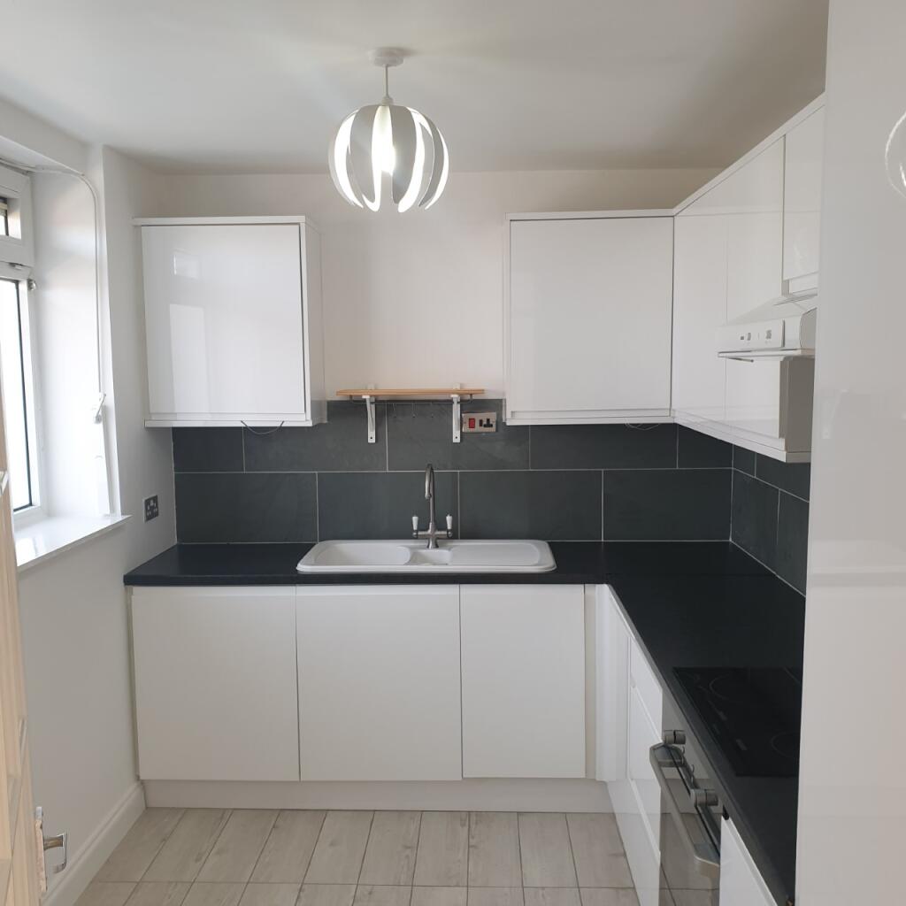 Apartment in London - View 2