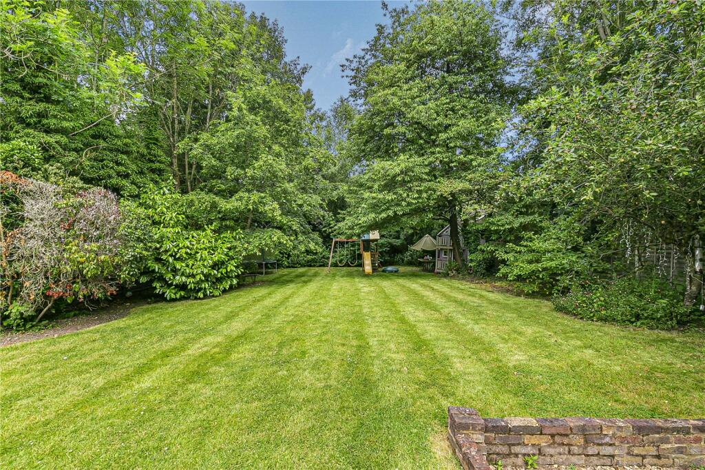 Additional image 5 of Kentish Lane, Brookmans Park, Hertfordshire, AL9