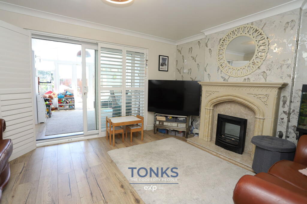 Additional image 7 of Spacious & tucked away in heart of Halesowen – The Rosegardens, Hagley Rd, B63 4JE