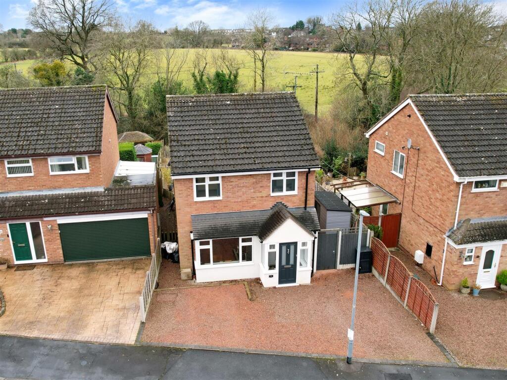 3-bed detached on Bridge Road, Alveley, Bridgnorth, £380,000