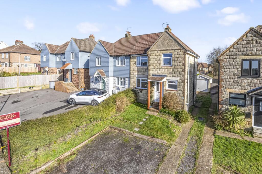 3 bedroom semi-detached house for sale in Fermor Road, Crowborough, TN6