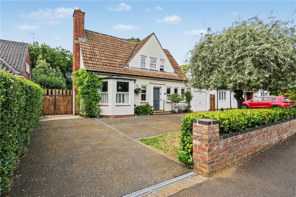 3-bed detached on Queens Close, Norwich, Norfolk, NR4, £875,000