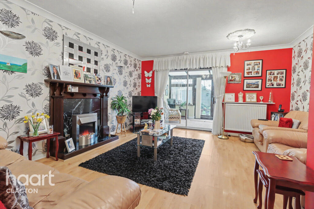 House in Clacton-on-Sea - View 5