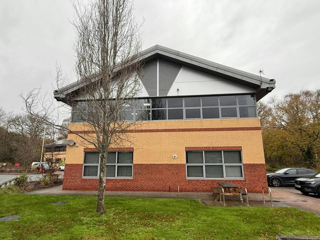 Daresbury 2.jpg