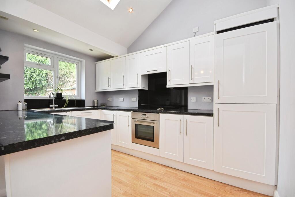 Woodroffe Close, Chelmer Village, Chelmsford - View 2