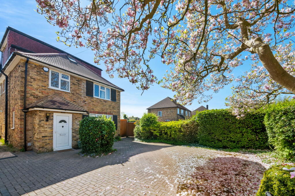 Main image of property: Northwood Road, Harefield, Uxbridge, UB9 6PP