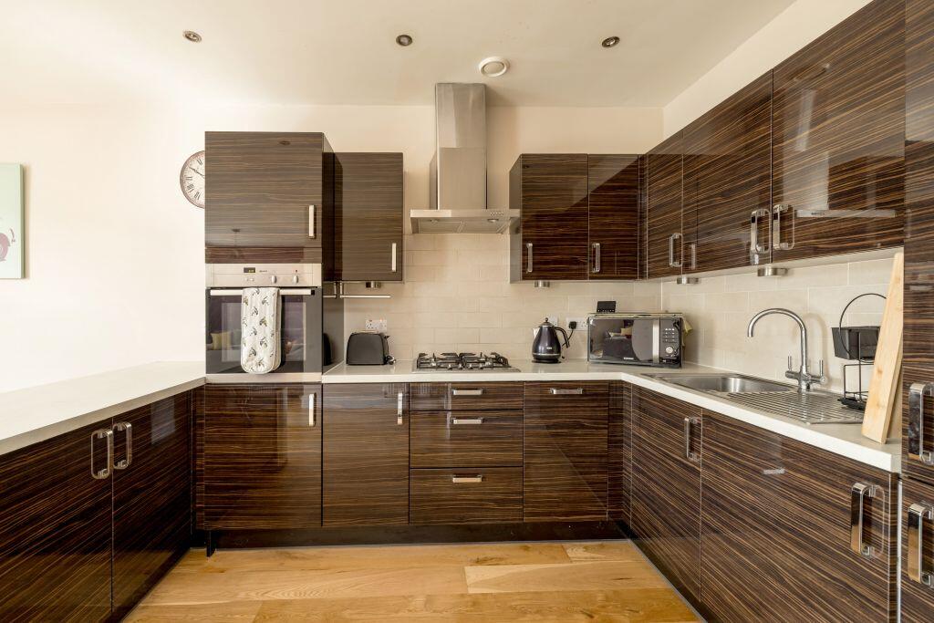 Apartment in Edinburgh - More