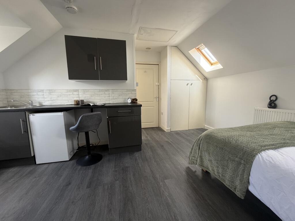Main image of property: Room 5, Central Avenue, Cambridge, Cambridgeshire