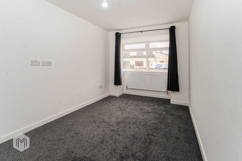 Forton Avenue, Breightmet, Bolton, BL2 photo 3