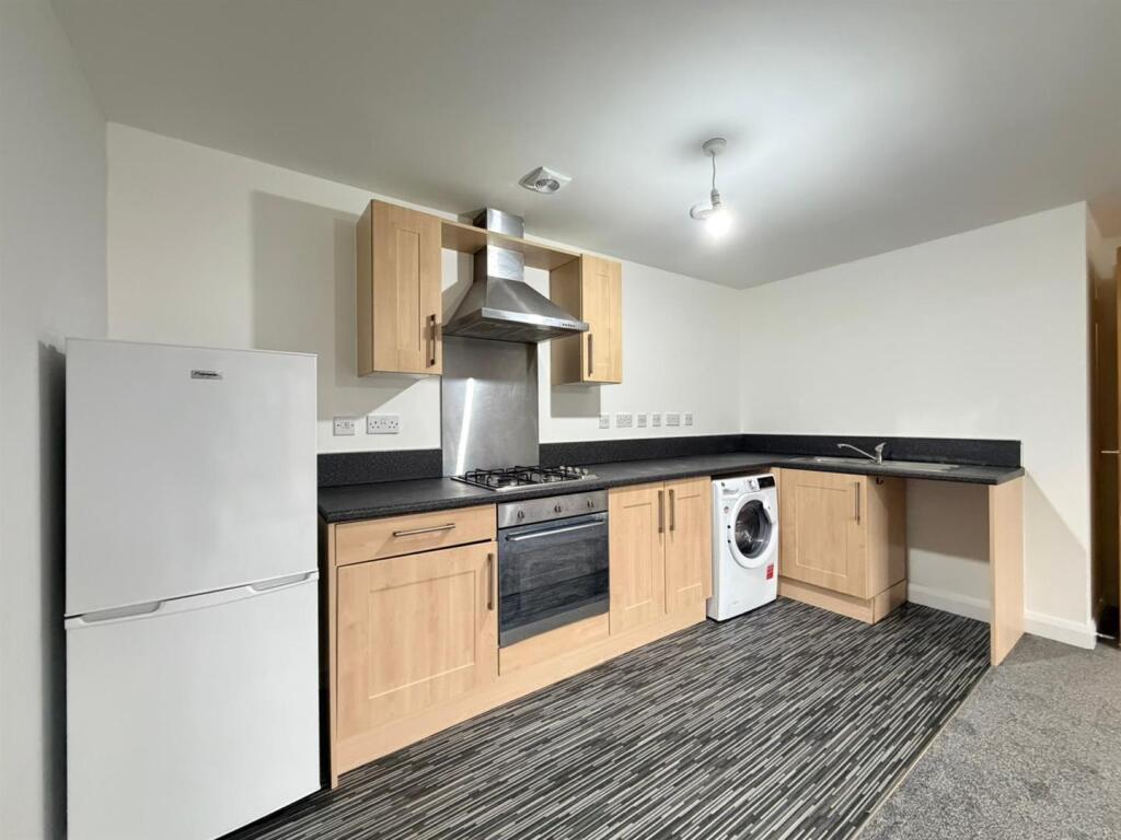 Apartment in Manchester - View 5