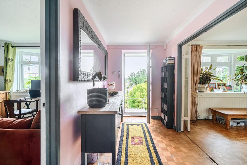 House in Chichester, Midhurst - View 4