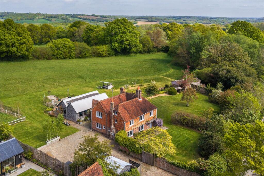 4-bed detached on Rye Road, Hawkhurst, Cranbrook, Kent, TN18, £1,495,000