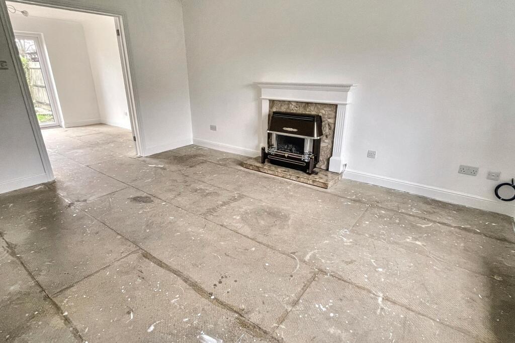House in Holdenhurst, Littledown, Bournemouth - More