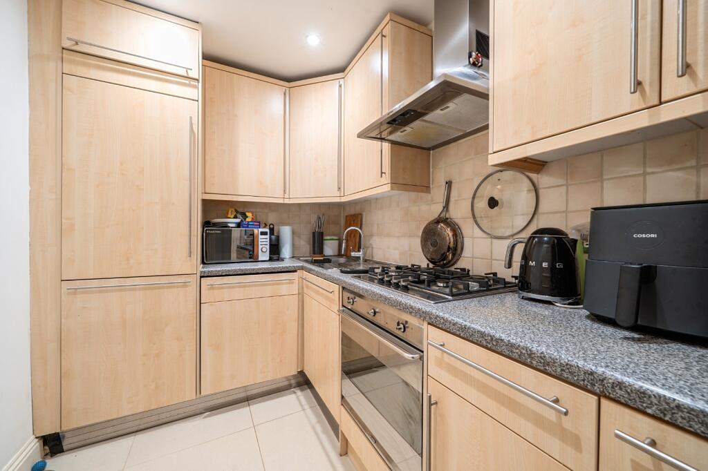 Apartment in London - View 4