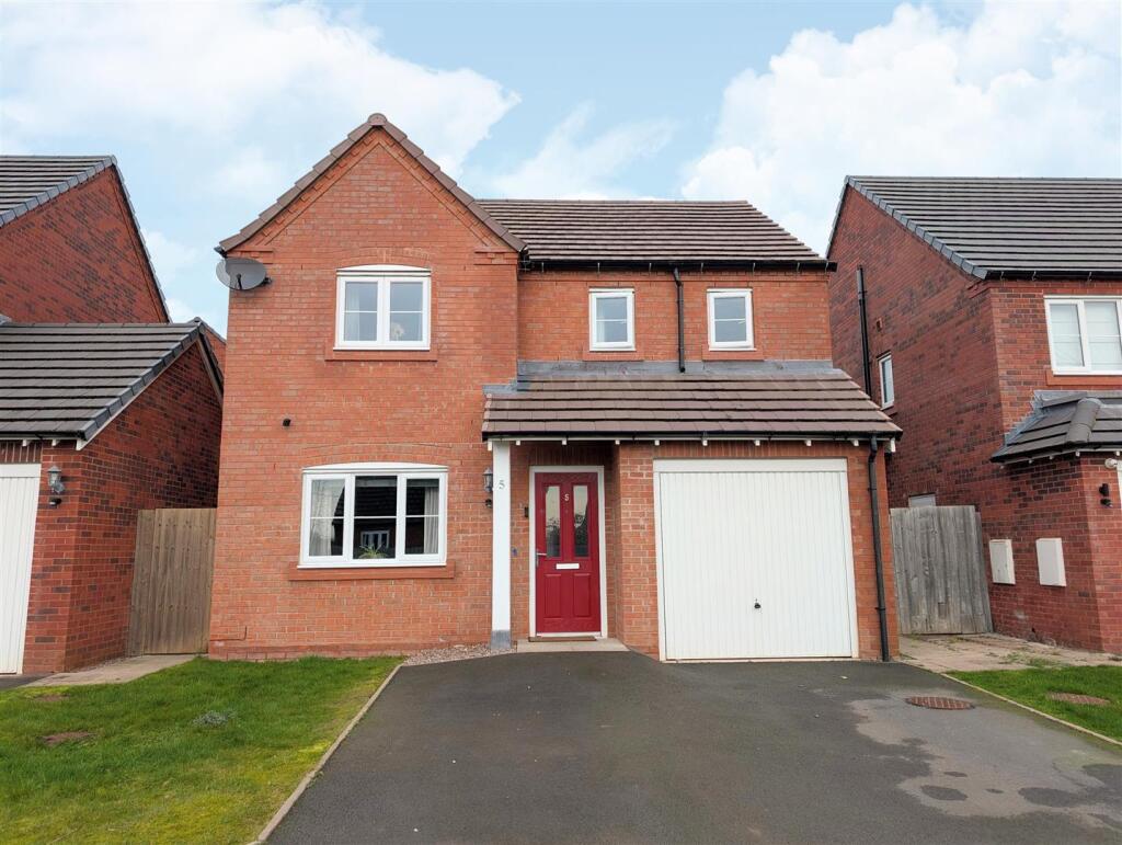 Main image of property: 5 Bishop Close, Hanwood, Shrewsbury, SY5 8BU