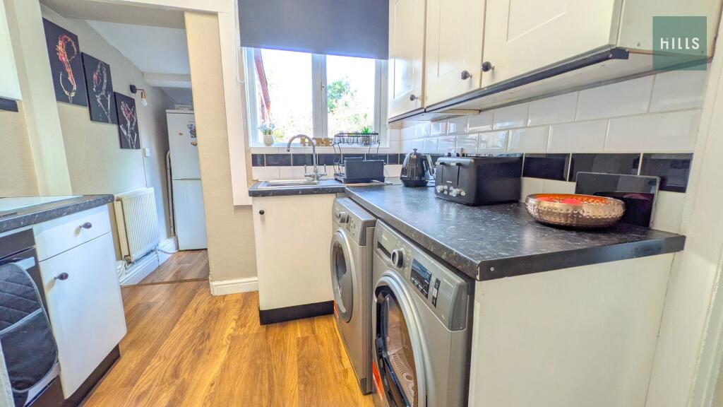 House in Worcester - View 4