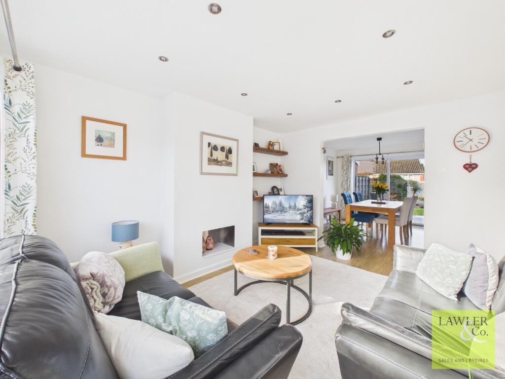 Chestnut Drive, Poynton, Stockport, Cheshire, SK12 1QB photo 3