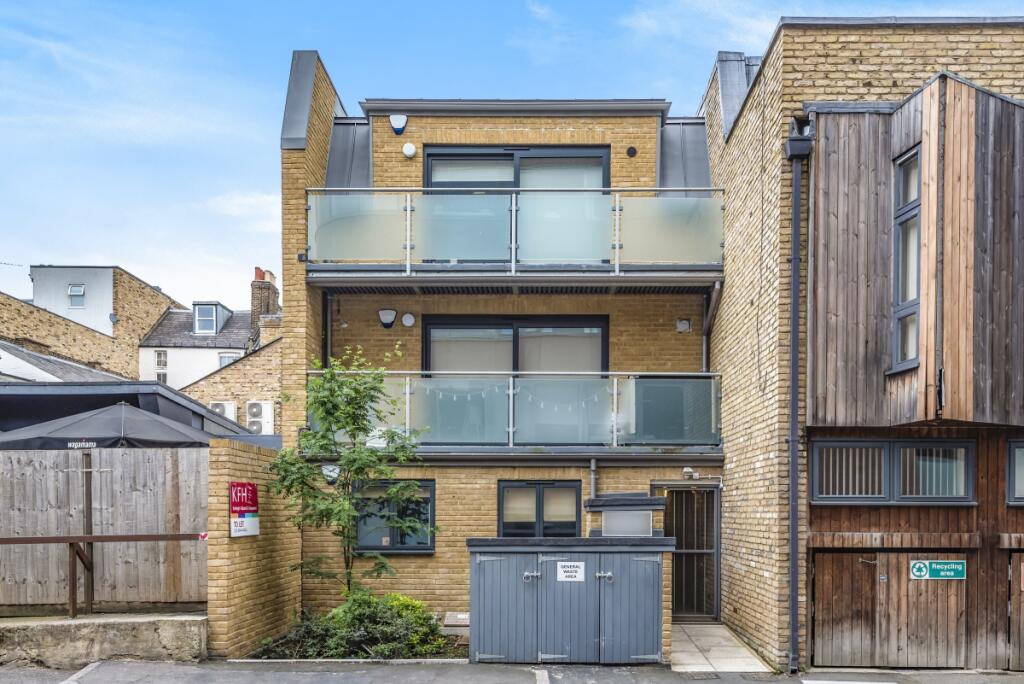 Main image of property: Worple Road Mews, Wimbledon, London, SW19