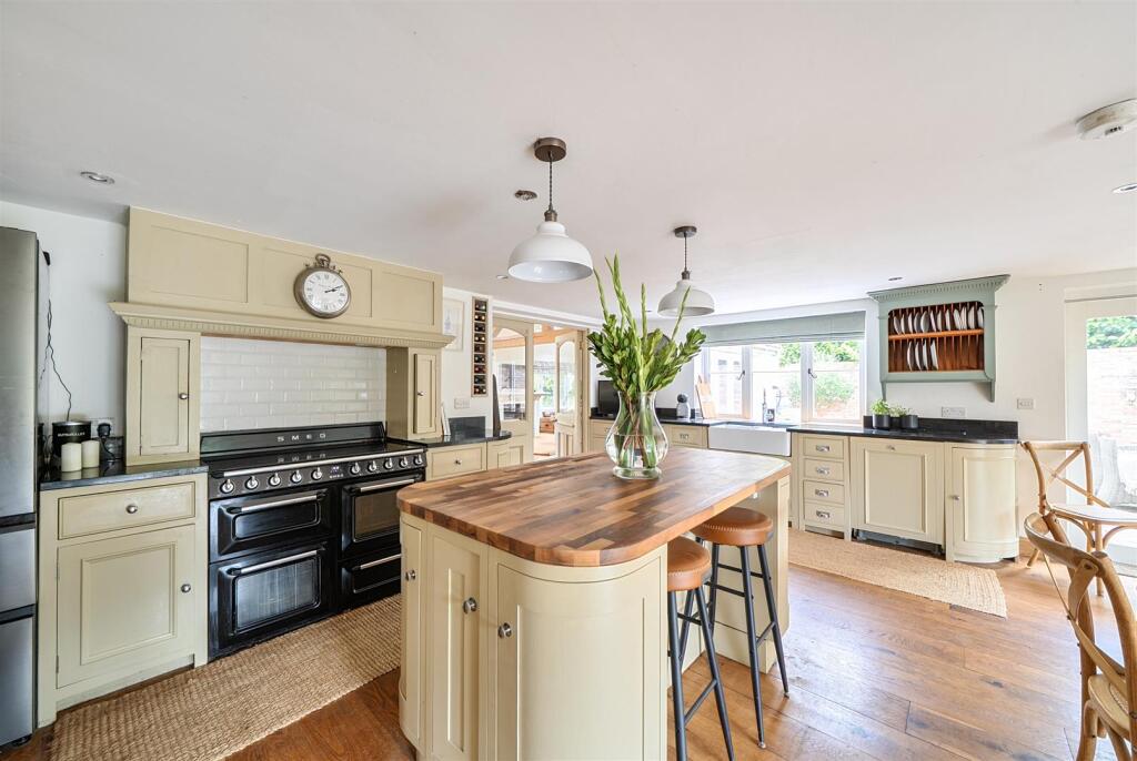 House in Taunton, Nailsbourne - View 5