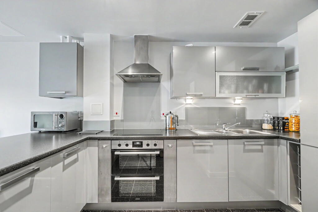 House in Tonbridge and Malling, Snodland - View 3