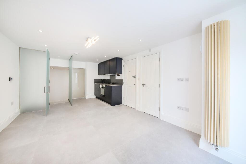 Apartment in London - View 2