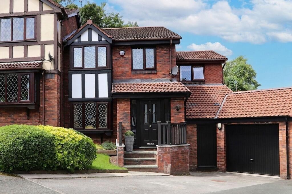 Main image of property: Hamilton Close, Prestwich, M25