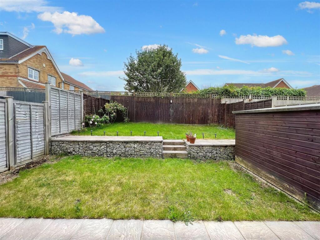 Macauley Drive, Eastbourne photo 4