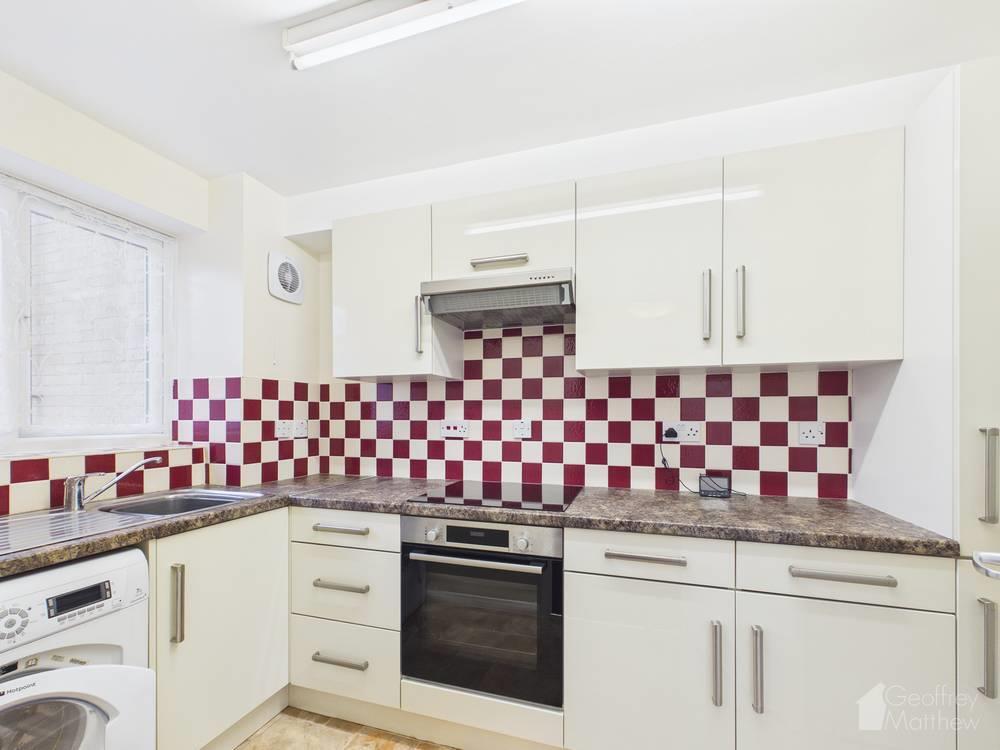 Apartment in Harlow, Essex - View 4