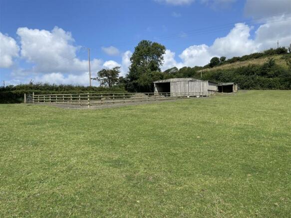 Barn &amp; Land