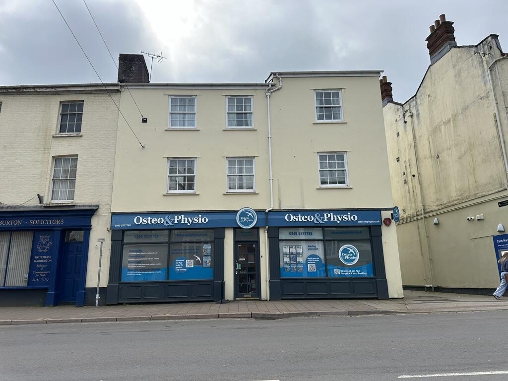 Main image of property: 35, High Street, Crediton, Devon, EX17 3AE