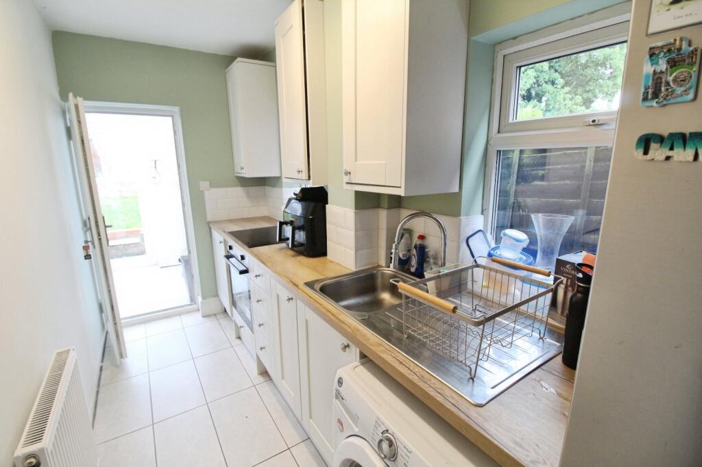 House in Birmingham, Lyndon Green - View 4