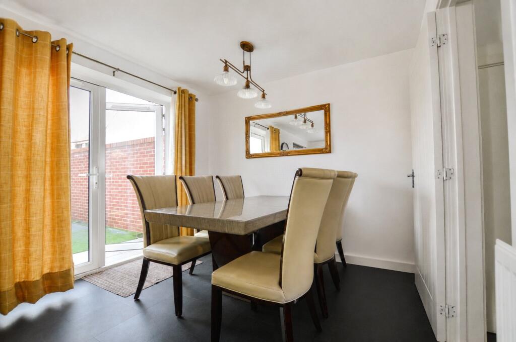 House in Chelmsford - More