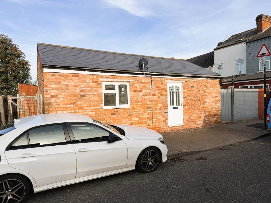 House in Birmingham - View 4
