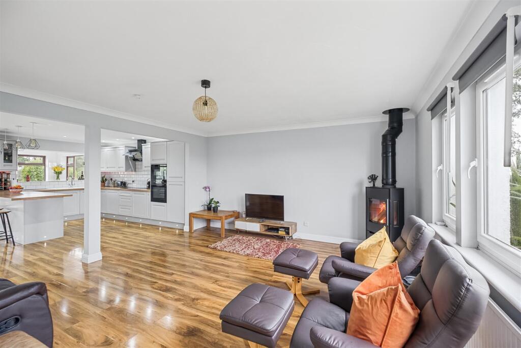 House in Motherwell, South Lanarkshire - View 5