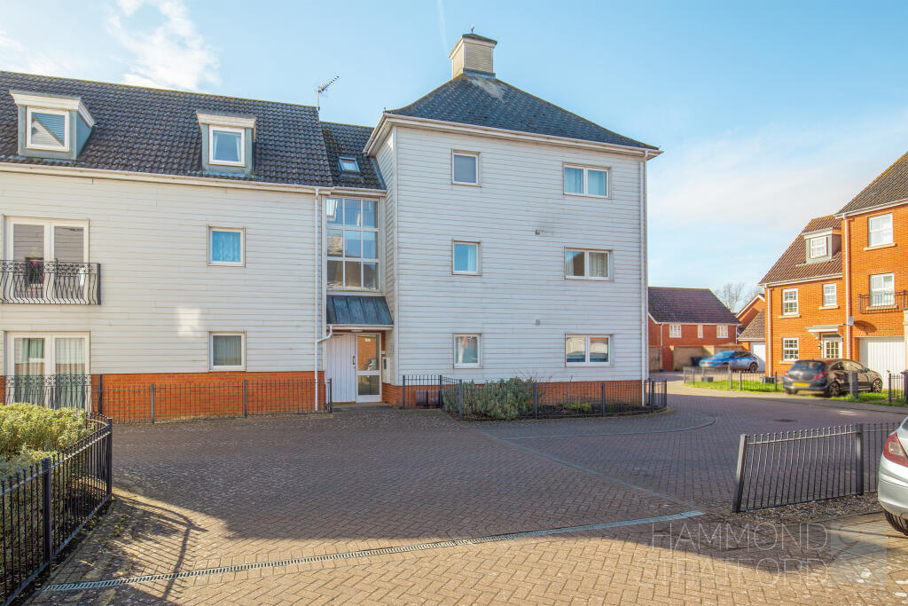 Main image of property: 29 Victory Court, Diss