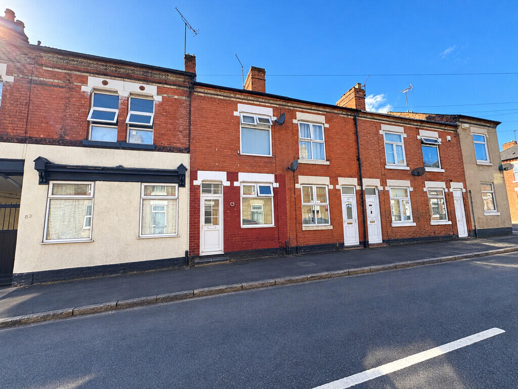 3-bed terraced on Dean Street, Derby, £140,000