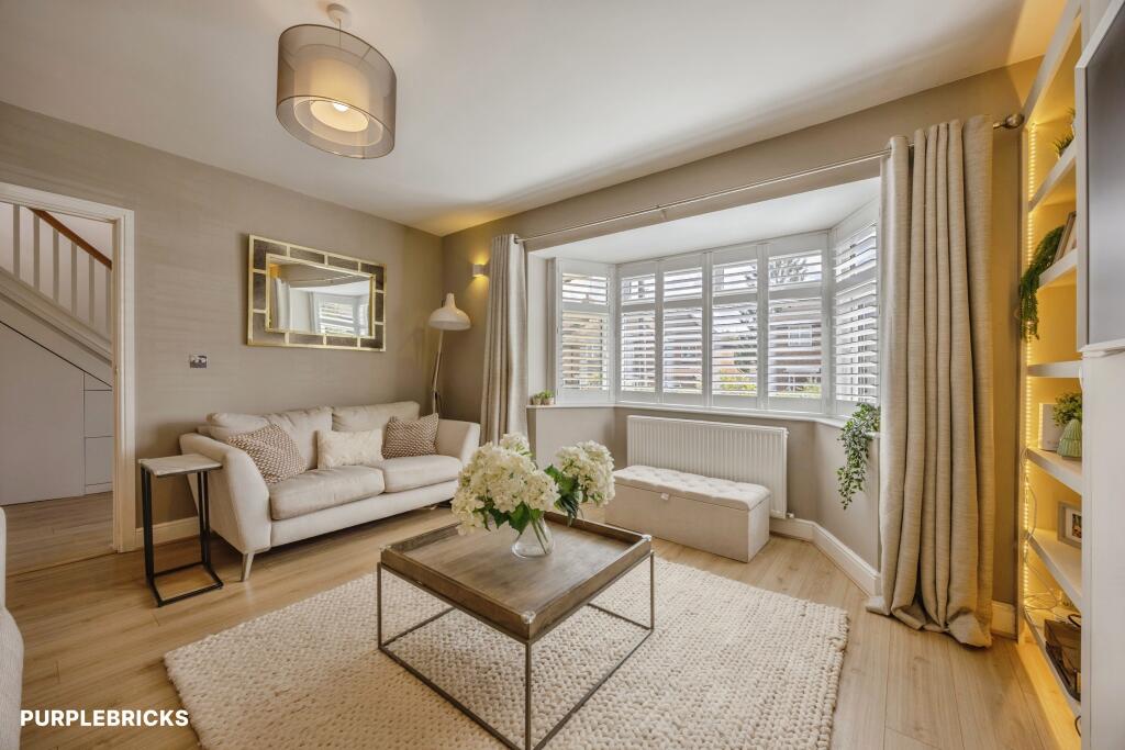 House in London - View 2