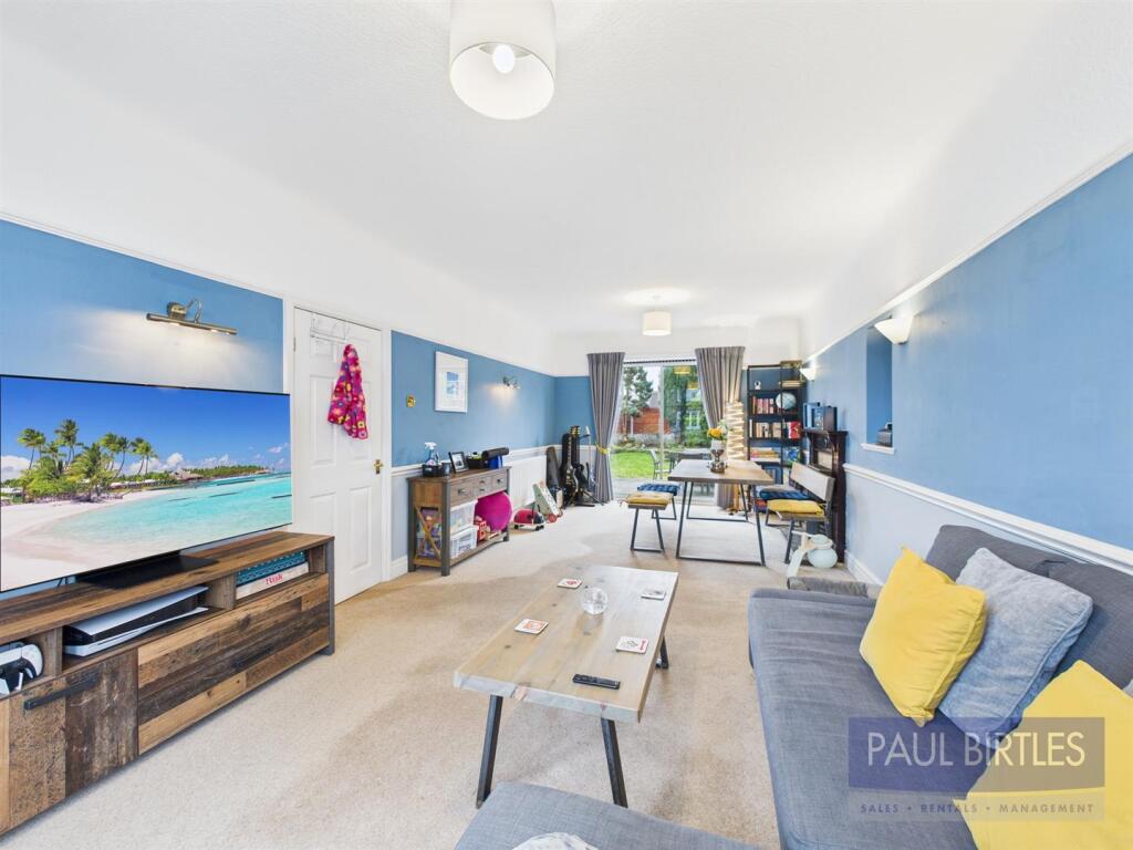 Canterbury Road, Davyhulme, Trafford, M41 0QR – pohled 5