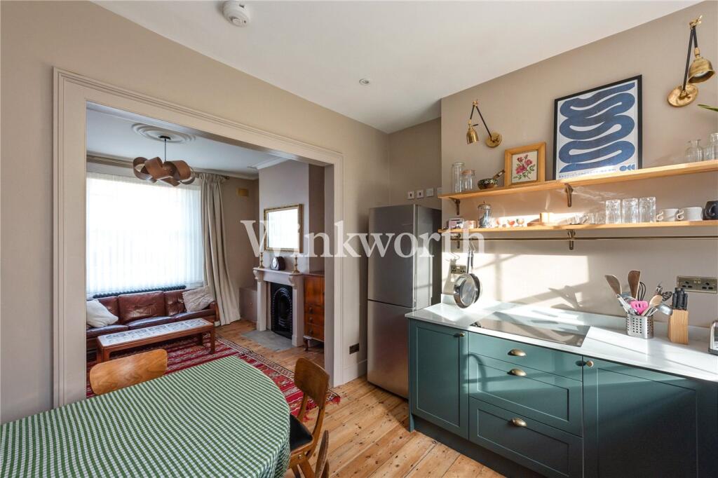 House in London, West Green - View 4