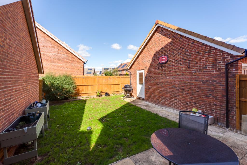 House in Barton Seagrave, North Northamptonshire - View 4
