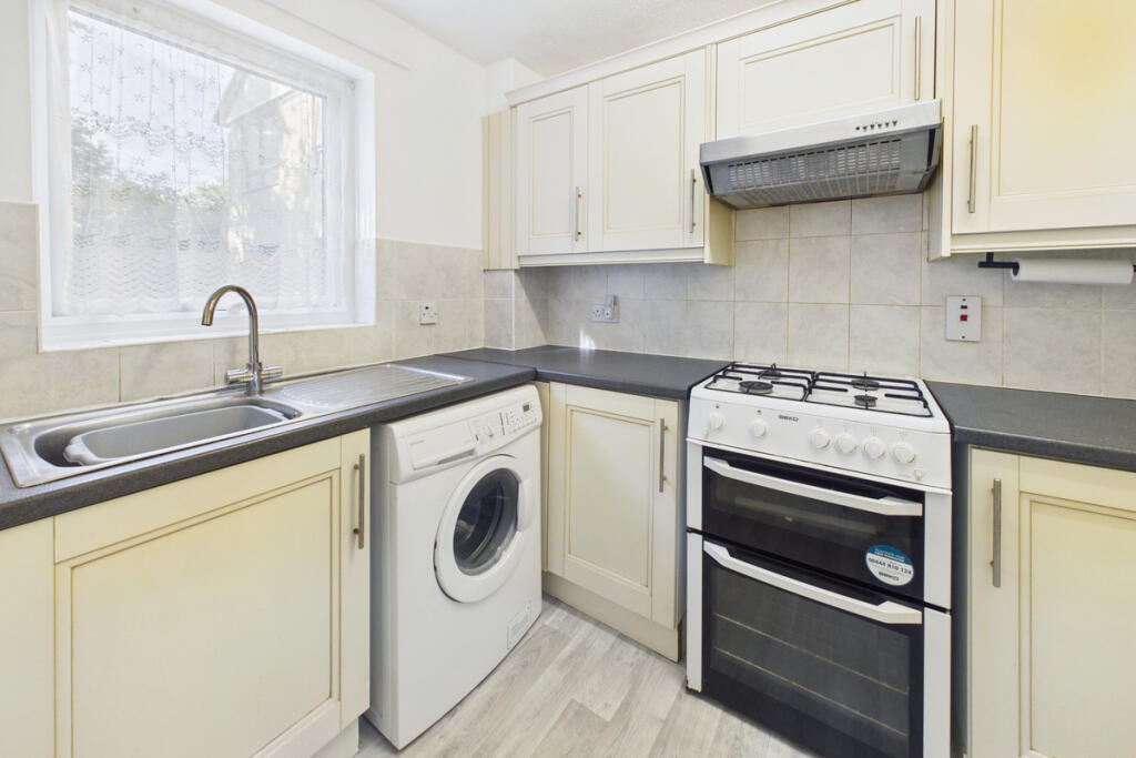 Apartment in Dacorum, Gadebridge - View 4