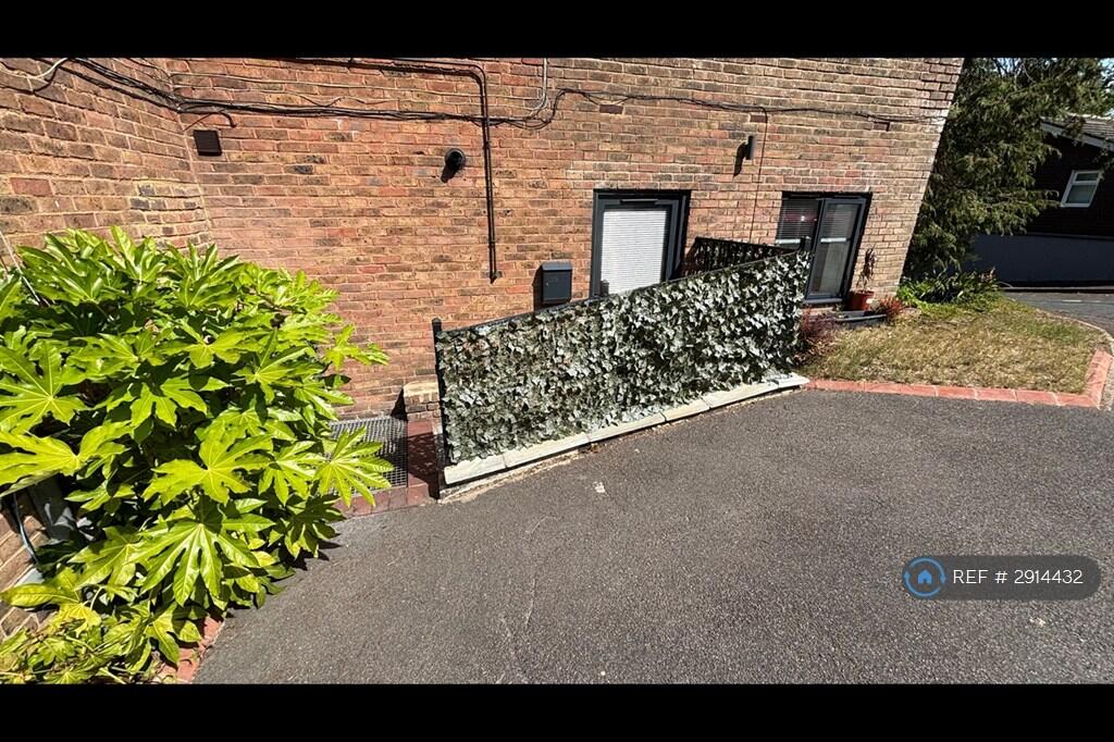 Main image of property: Broadmead, Tunbridge Wells, TN2
