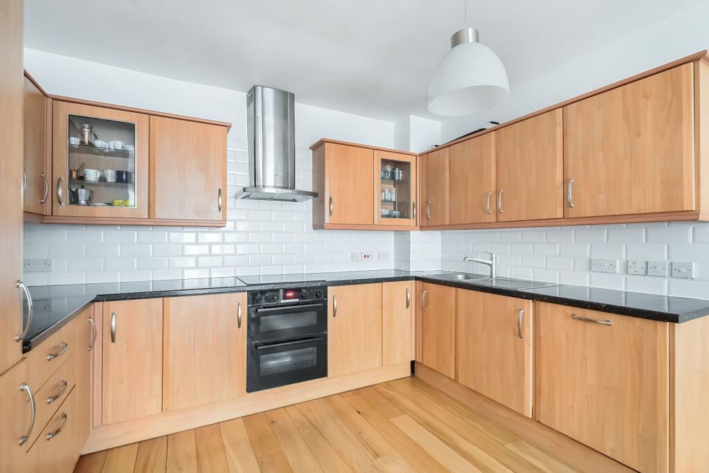 Apartment in London - View 4